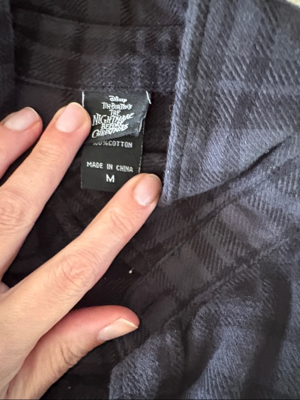 Plaid Graphic Button-Up Shirt - Black & White "Lovers" - Picture 5 of 5